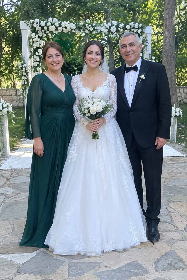 Kızım Eski Kocamla Evlendi  